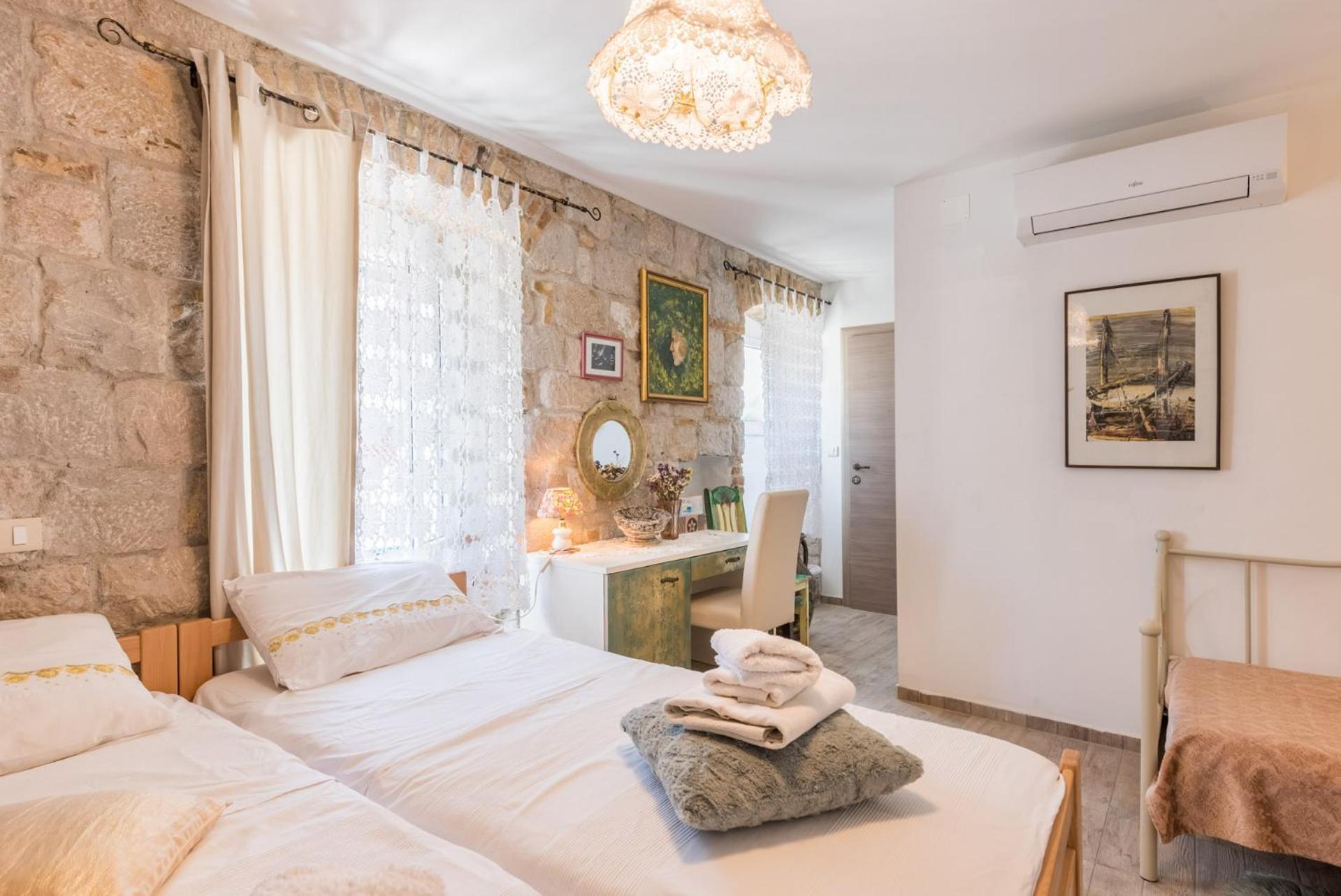 Kovacic Rooms Split Exterior photo
