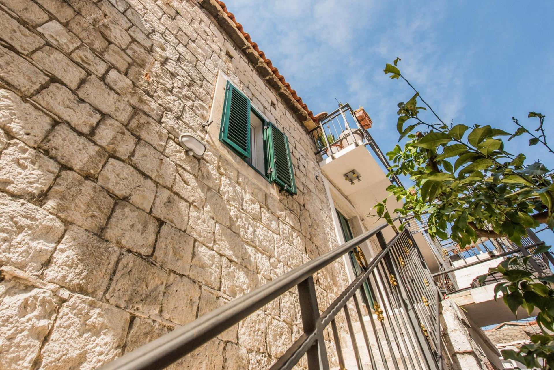Kovacic Rooms Split Exterior photo