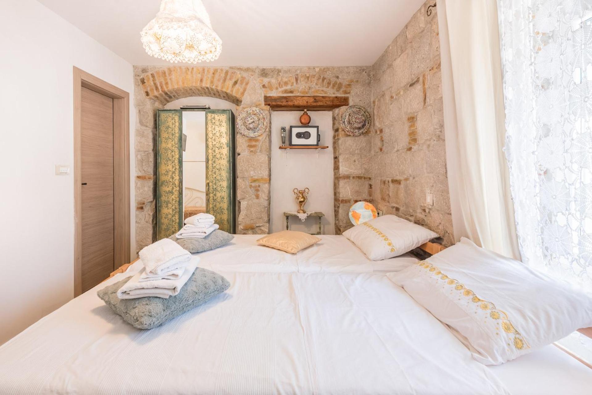 Kovacic Rooms Split Exterior photo